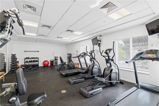 221 9th ST S # 123, Naples, FL 34102