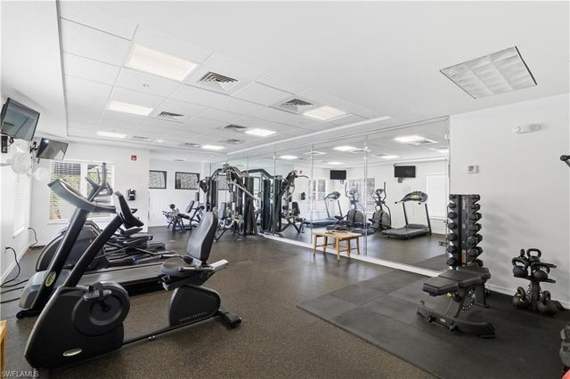 221 9th ST S # 123, Naples, FL 34102