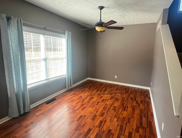 3204 Tiffany Court, Evansville, IN 47711