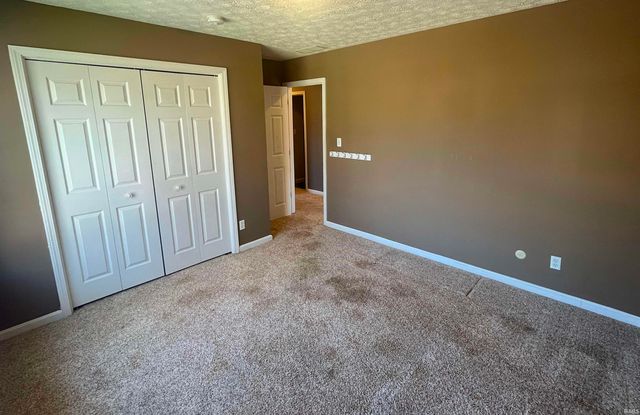 3204 Tiffany Court, Evansville, IN 47711