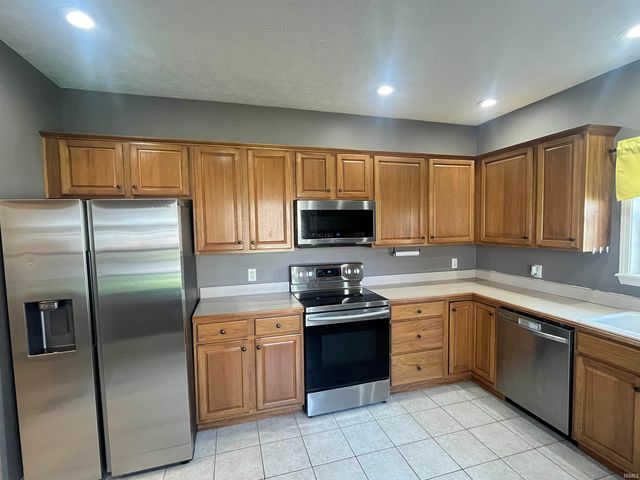 3204 Tiffany Court, Evansville, IN 47711