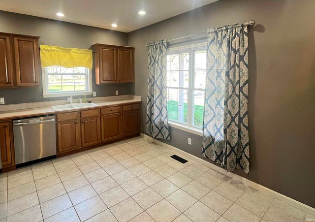 3204 Tiffany Court, Evansville, IN 47711