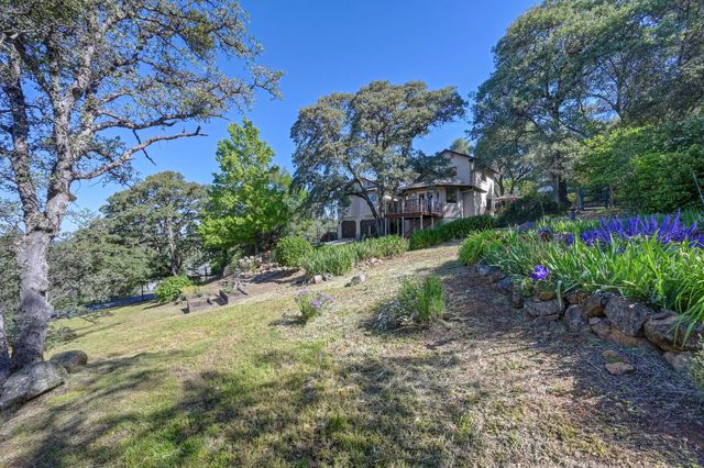 5175 Thomas Dr, Auburn, CA 95602