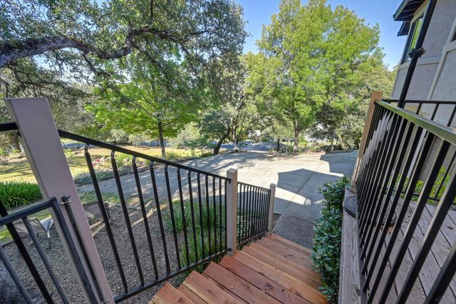5175 Thomas Dr, Auburn, CA 95602