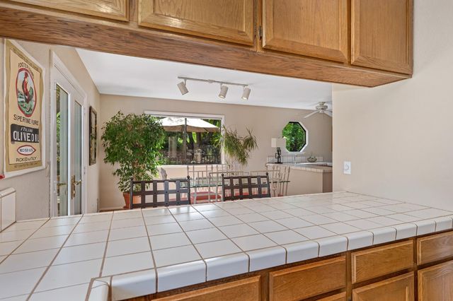 5175 Thomas Dr, Auburn, CA 95602