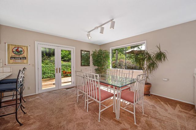 5175 Thomas Dr, Auburn, CA 95602