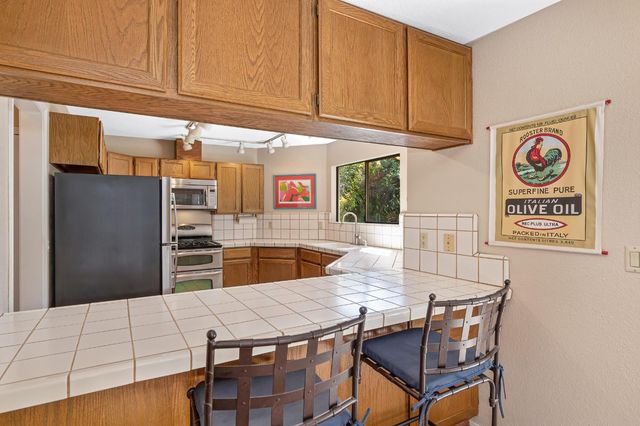 5175 Thomas Dr, Auburn, CA 95602