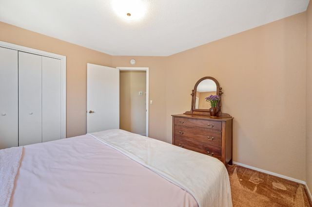 5175 Thomas Dr, Auburn, CA 95602