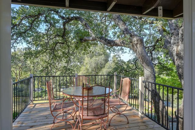 5175 Thomas Dr, Auburn, CA 95602