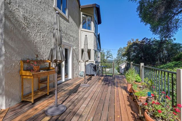 5175 Thomas Dr, Auburn, CA 95602