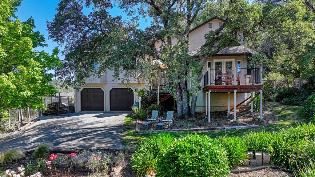 5175 Thomas Dr, Auburn, CA 95602