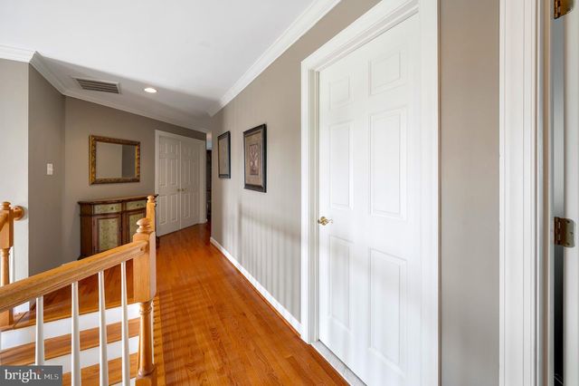 1034 RUNAWAY DR, Pennsburg, PA 18073