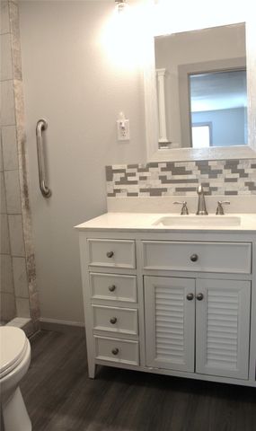304 W Live Oak Street, Dublin, TX 76446