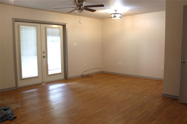 304 W Live Oak Street, Dublin, TX 76446