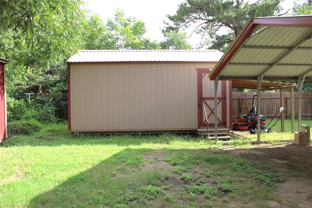 304 W Live Oak Street, Dublin, TX 76446
