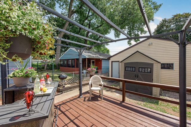526 Summit Street NE, Columbia Heights, MN 55421