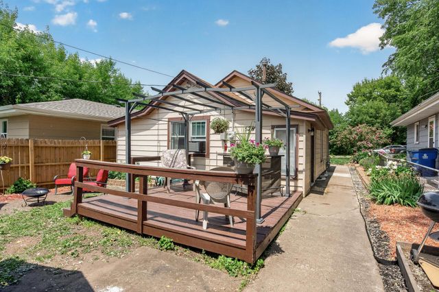 526 Summit Street NE, Columbia Heights, MN 55421