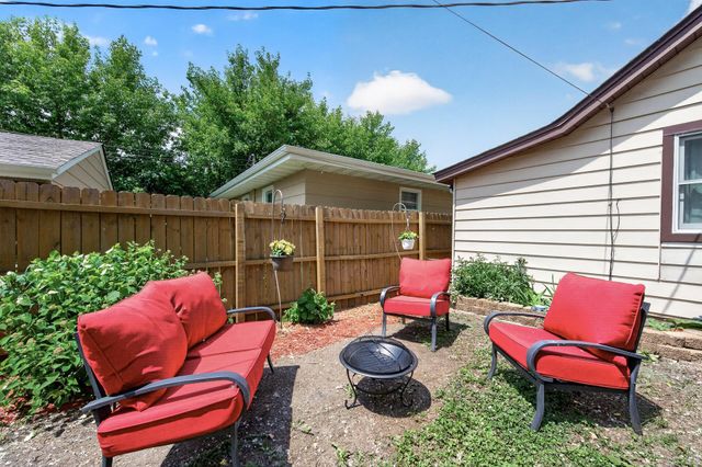 526 Summit Street NE, Columbia Heights, MN 55421