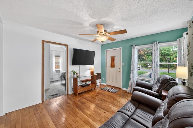 526 Summit Street NE, Columbia Heights, MN 55421