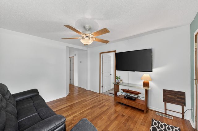 526 Summit Street NE, Columbia Heights, MN 55421