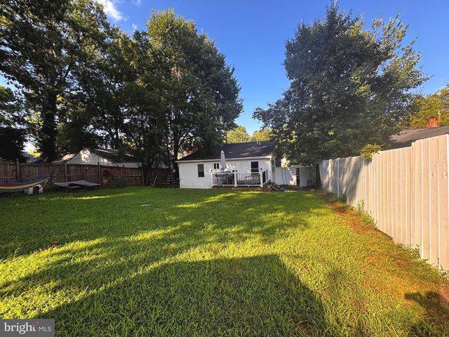 4010 73RD AVE, Hyattsville, MD 20784