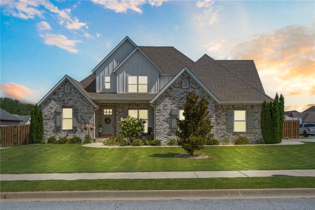 1711 Grace Place, Bentonville, AR 72713