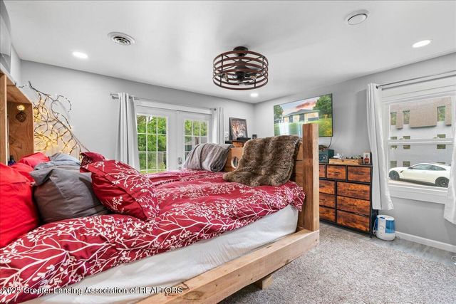 3707 W Michigan Avenue, Lansing, MI 48917