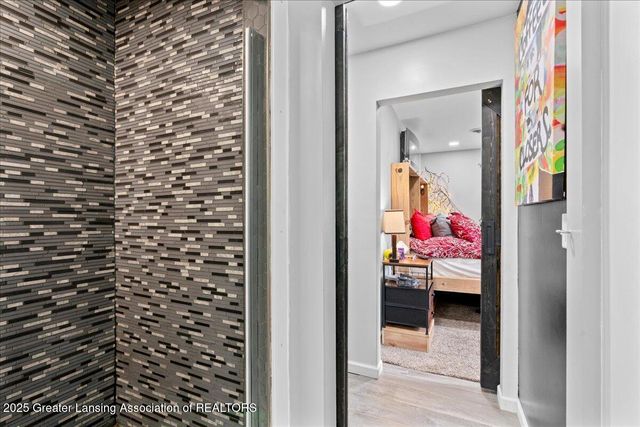 3707 W Michigan Avenue, Lansing, MI 48917