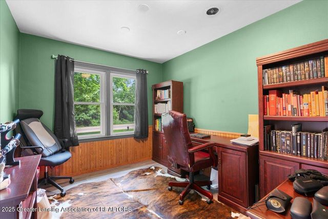 3707 W Michigan Avenue, Lansing, MI 48917