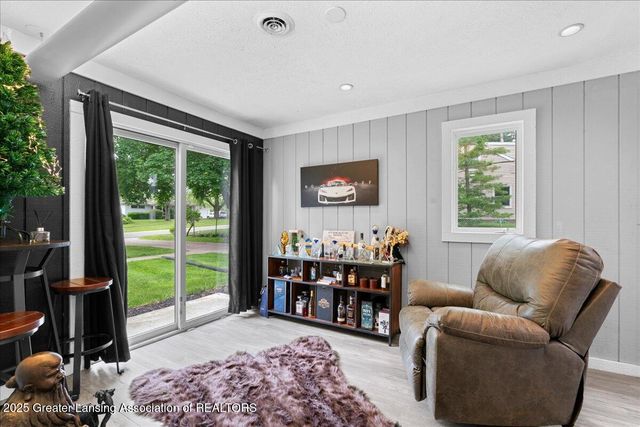 3707 W Michigan Avenue, Lansing, MI 48917