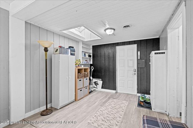 3707 W Michigan Avenue, Lansing, MI 48917