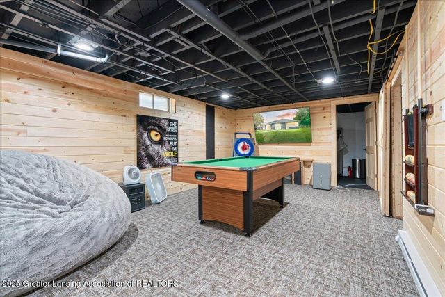 3707 W Michigan Avenue, Lansing, MI 48917