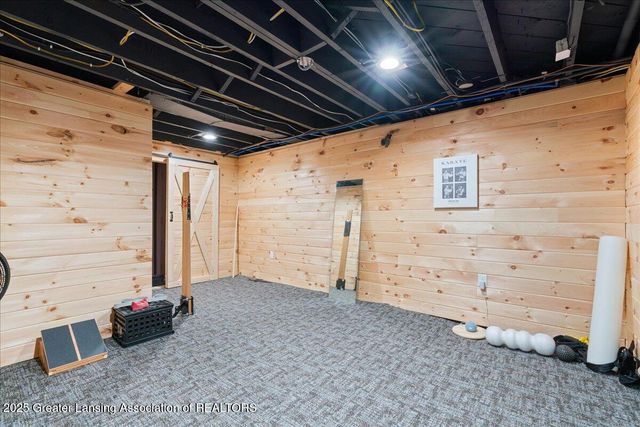 3707 W Michigan Avenue, Lansing, MI 48917