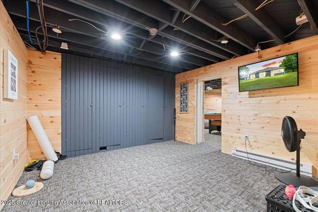 3707 W Michigan Avenue, Lansing, MI 48917