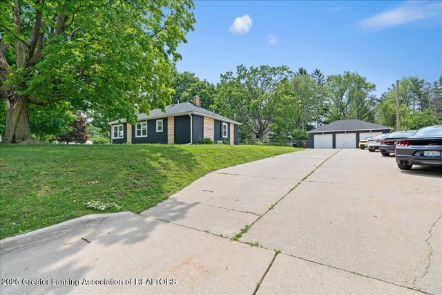 3707 W Michigan Avenue, Lansing, MI 48917