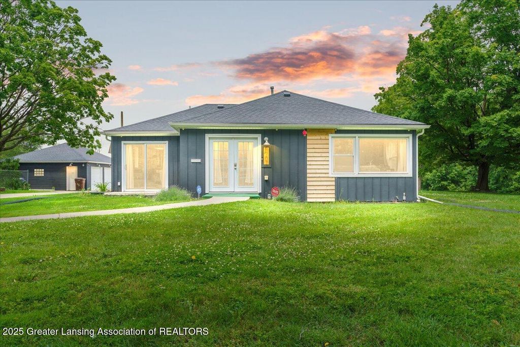 3707 W Michigan Avenue, Lansing, MI 48917