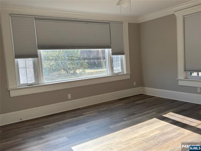 159 County Road, Tenafly, NJ 07670