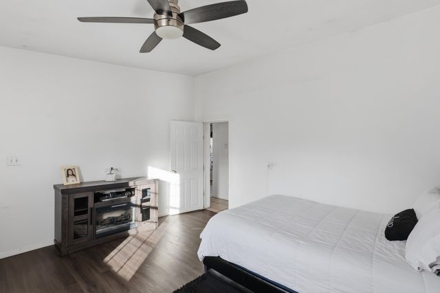 2524 Mares Road SW, Albuquerque, NM 87105