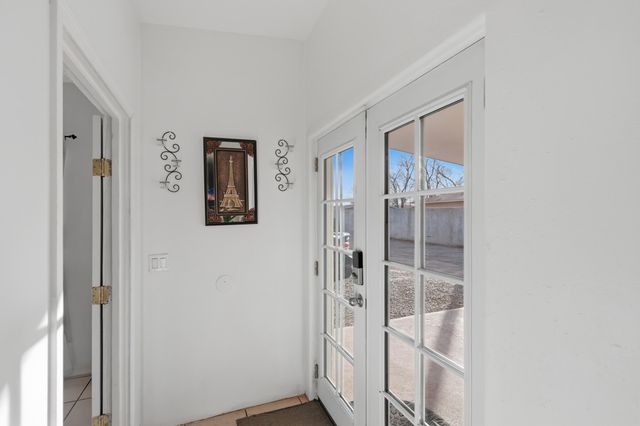2524 Mares Road SW, Albuquerque, NM 87105