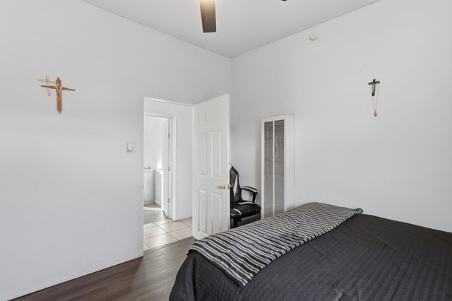 2524 Mares Road SW, Albuquerque, NM 87105