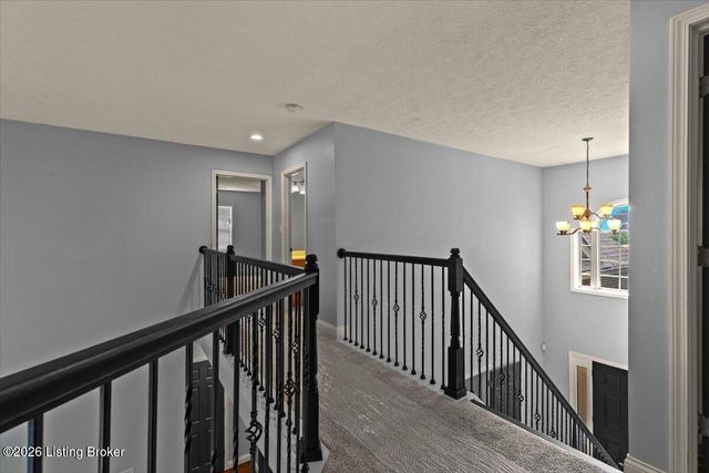 8003 Williamsgate Cir, Crestwood, KY 40014