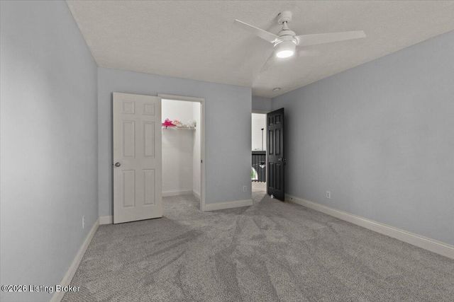 8003 Williamsgate Cir, Crestwood, KY 40014