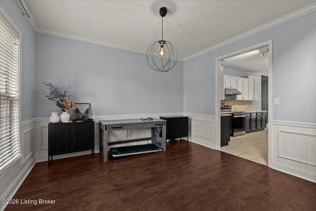 8003 Williamsgate Cir, Crestwood, KY 40014