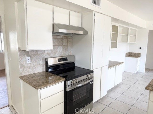 25811 Musselburgh Drive, Menifee, CA 92586