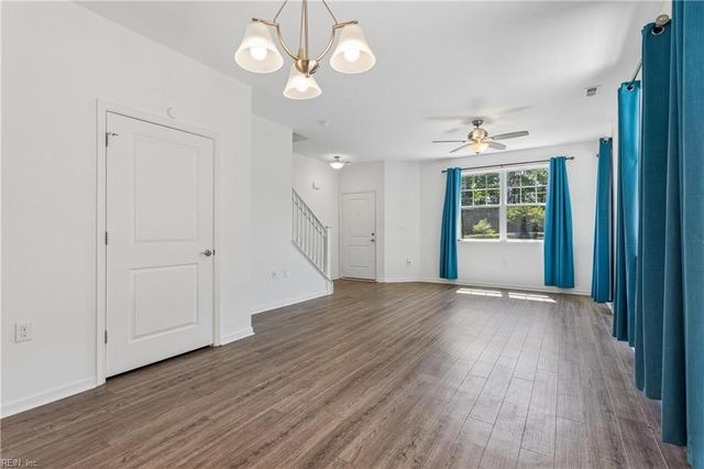 2806 Baldwin DR, Chesapeake, VA 23321