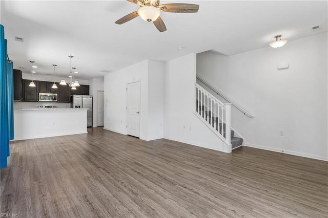 2806 Baldwin DR, Chesapeake, VA 23321