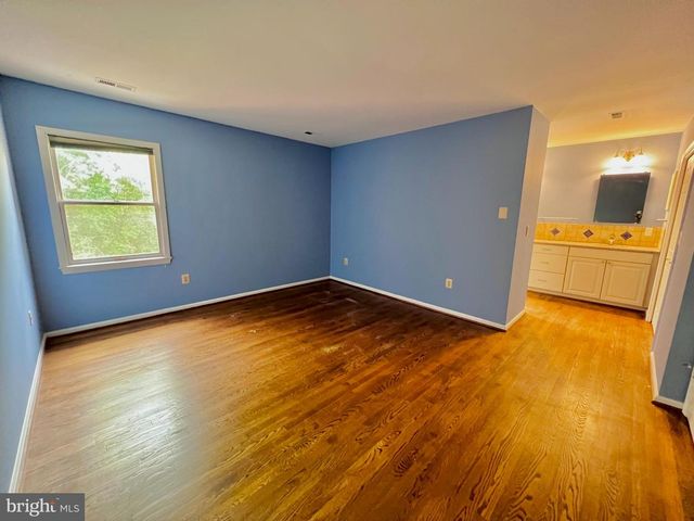 1445 HAMPTON HILL CIR, Mclean, VA 22101