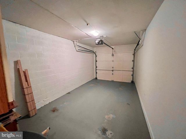 1445 HAMPTON HILL CIR, Mclean, VA 22101