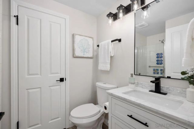 1355 Sun Valley Road, Solana Beach, CA 92075