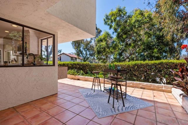 1355 Sun Valley Road, Solana Beach, CA 92075